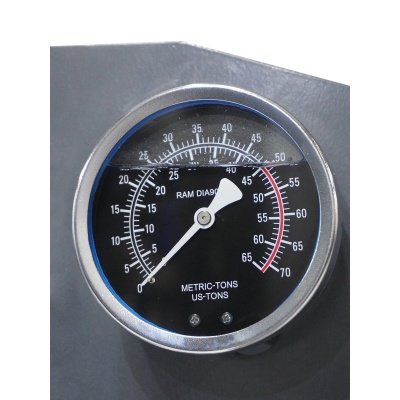 WDK-HP500A Гидравлический пресс 50 т, с ручным и пневмоприводом WIEDERKRAFT