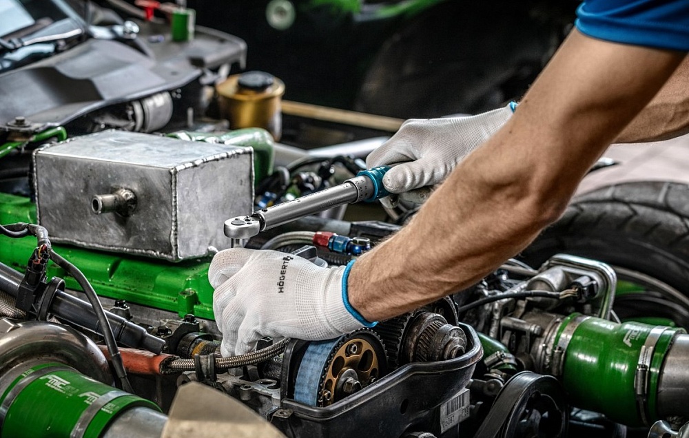 HOEGERT Ключ динамометрический 1/2", 42-210 Nm